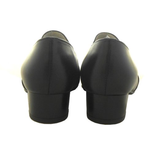 Linda/6037fekete.EXTRA